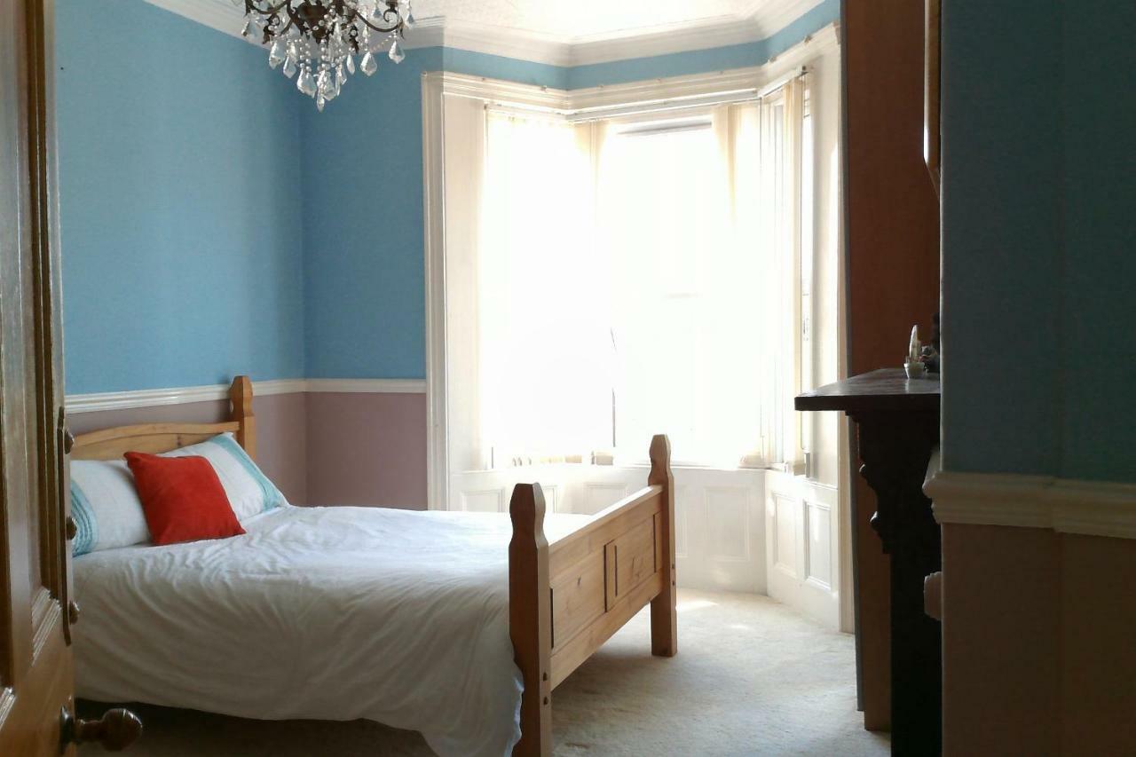 Beautiful Victorian House Hotel Cardiff Exterior foto